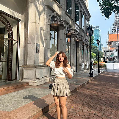 HoChiMinh-City 9월 16일 scratches head 모델 인스타