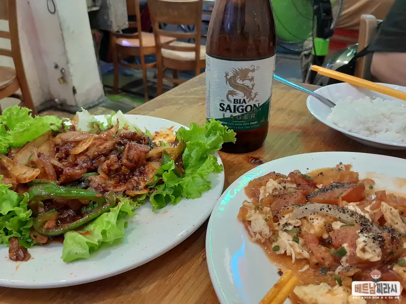 토달볶 제육볶음 맥주 사진
