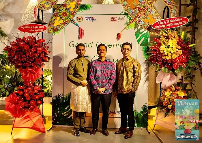 Lesung은 호치민시에서 말레이시아 식사를 재정의합니다