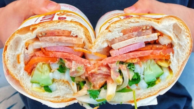 반미 후인호아 (Banh mi Huynh Hoa)