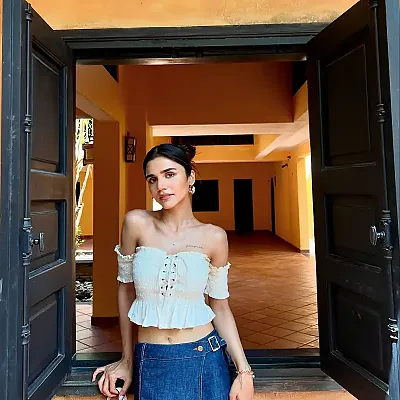 Beautiful @i_harshita_sharma 인스타