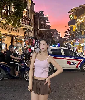 하노이에서 제일 예뻤던 순간 @yunaring__