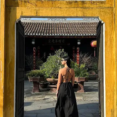 If someone comes to you with a gift, it remains theirs until you accept it. Buddha instagram for annasilchenko09
