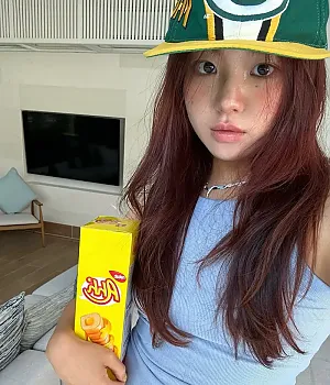 이 과자 맛있어 instagram for a.ssom