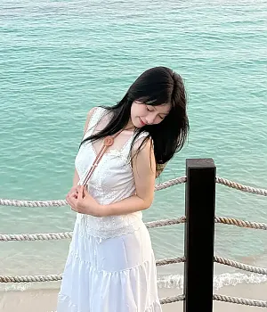 그녀의 순수함  instagram for hatram.11