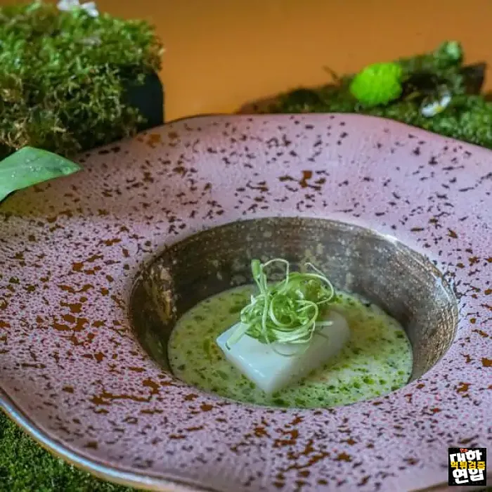 호치민의 파인 다이닝 Å by TUNG