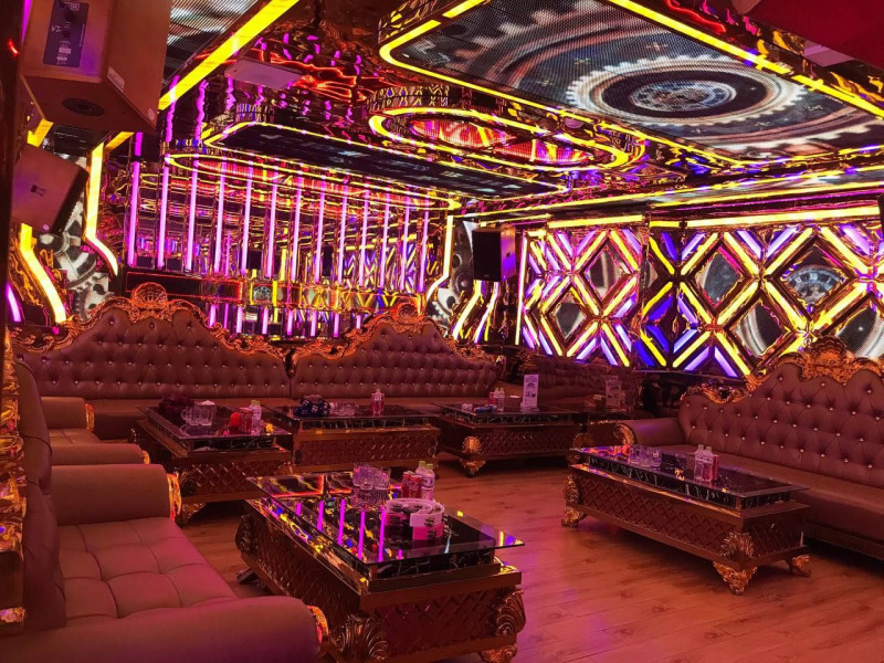 다낭 가라오케 벤츠 (Benz KARAOKE) [한가라]