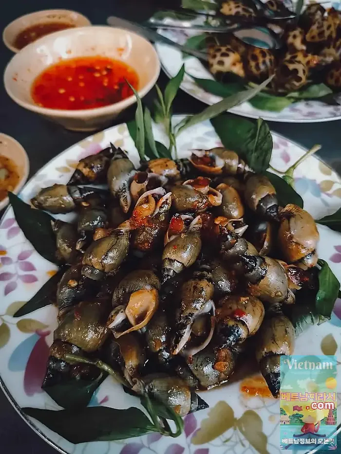 Mrs Truoc’s Snail Stall (Truoc 부인의 달팽이 가게)